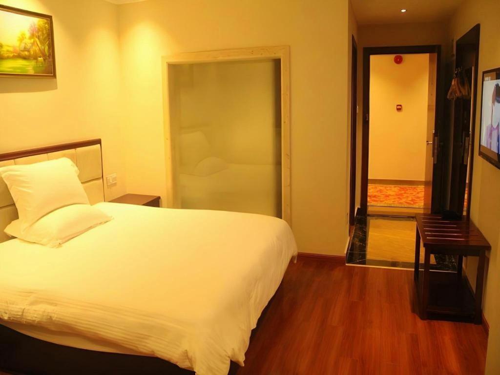Greentree Inn Guangzhou Panyu Chimelong Happy World Business Hotel Exterior foto