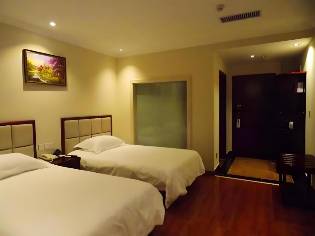 Greentree Inn Guangzhou Panyu Chimelong Happy World Business Hotel Exterior foto